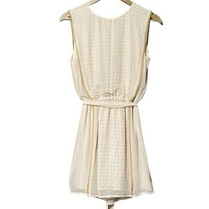 Elegant Cream Sleeveless Dress